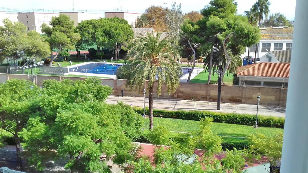 Apartment on Carrer del Dr. Lluch Valencia Exterior foto